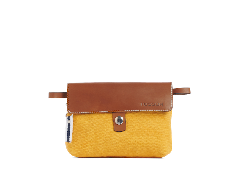Pochette mobile couleur jaune de face.